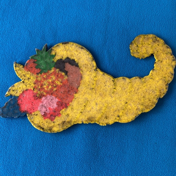 Thanksgiving Melted Plastic Plaque Vintage - Cornucopia - Picture 2 of 2